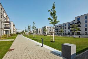 4 Zimmer mit 2 Bädern, Abstellraum und Balkon in schöner Umgebung am Rhein – 40549 Düsseldorf – Vorschaubild 9