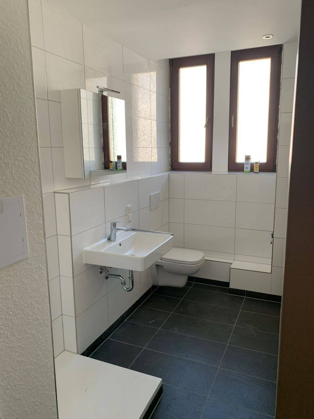 Komplett neue restaurierte Wohnung mit echten Holzdielen – Saarbrücken – Vorschaubild 4