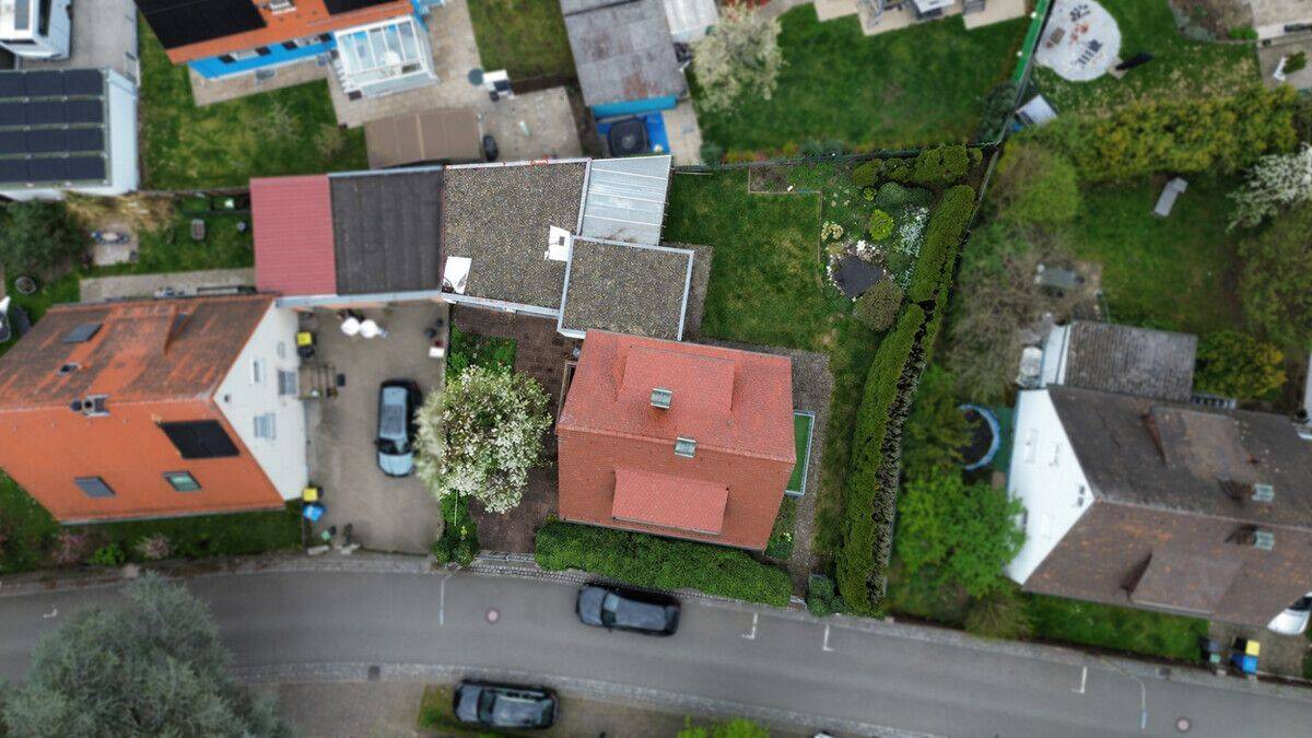 Aus Bestand wird Ihr Zuhause - Freistehendes EFH mit Anbau in Nürnberg-Nord – Nürnberg – Vorschaubild 2
