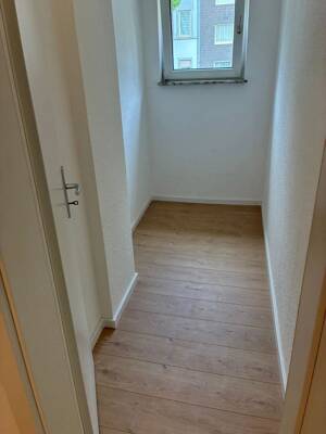 3,5 Zimmer Wohnung mit praktischer Aufteilung für Sie frisch renoviert im Grünen – 47137 Duisburg – Vorschaubild 4