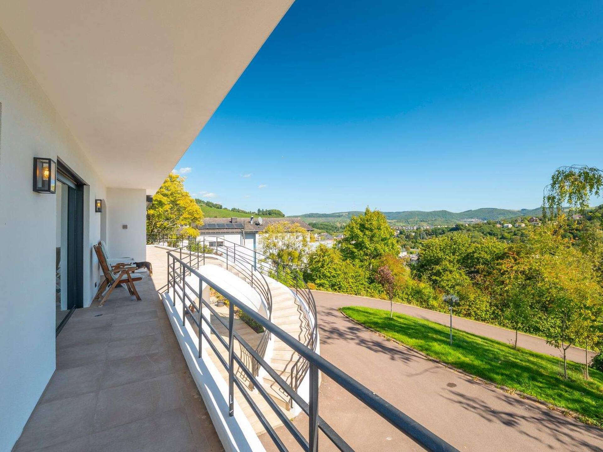Villa in 54439 Saarburg mit 365 m² kaufen