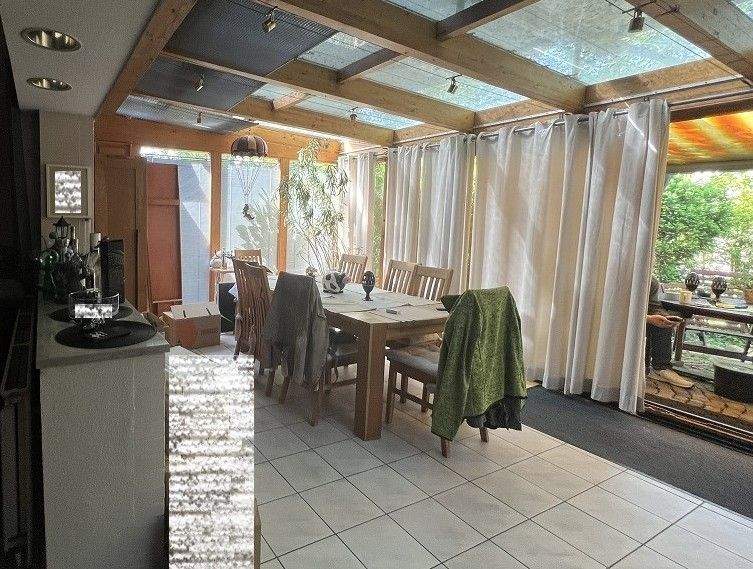 Stilvolles Haus mit Wintergarten und viel Platz - Traum-Garten, Doppel-Garage + Carport – Norderstedt – Vorschaubild 7