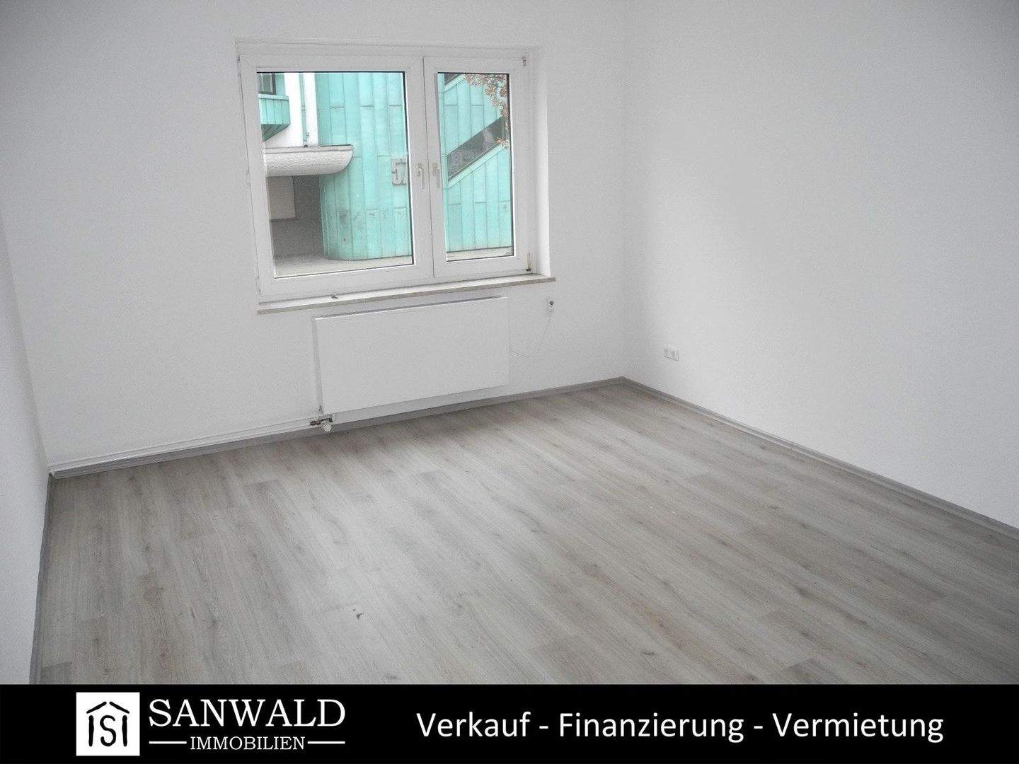 Modernisierte 2,5 Zimmer Erdgeschosswohnung