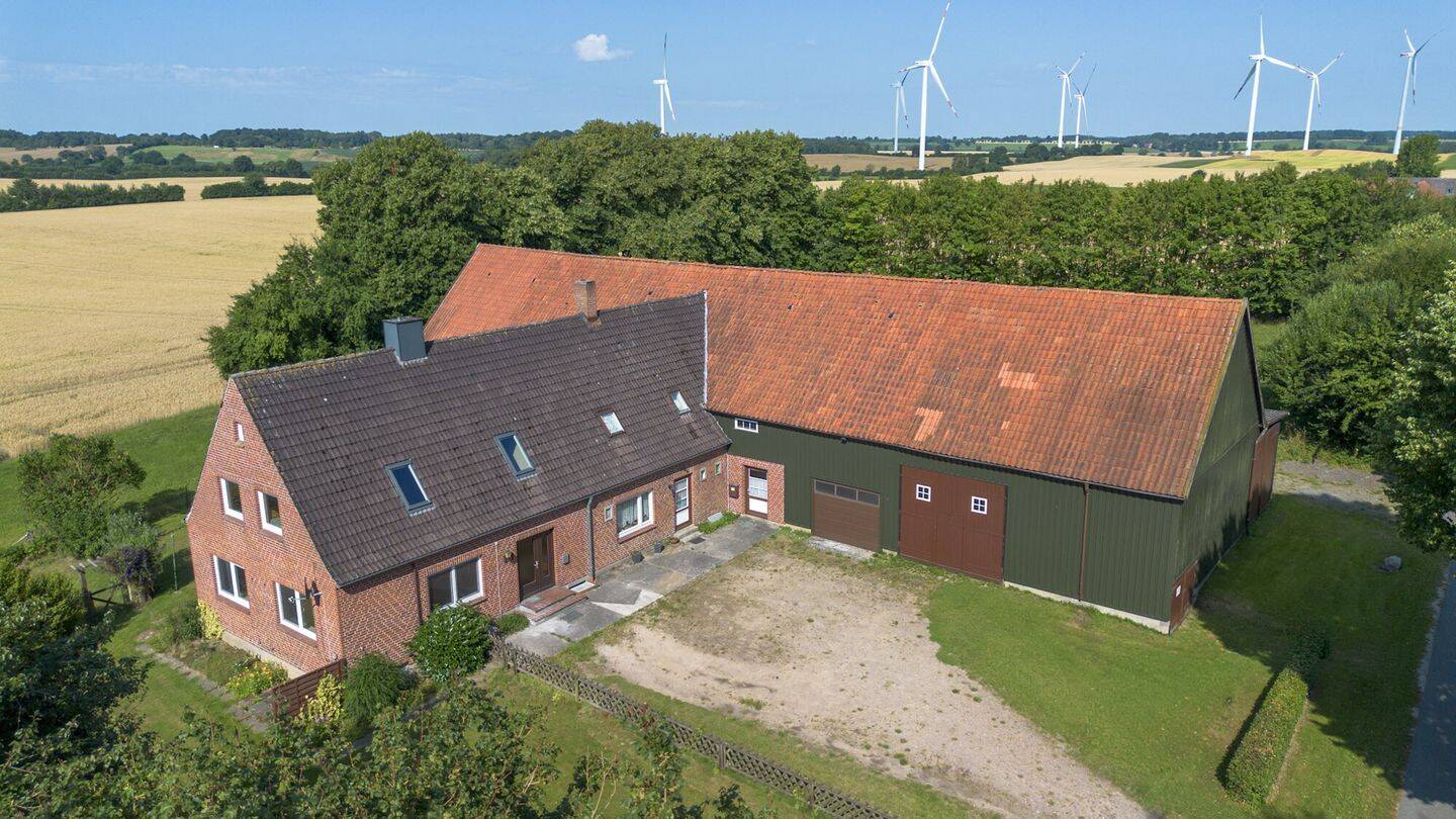 Landleben mit Potenzial: charmanter Resthof zwischen Kiel und Eckernförde – Holtsee – Vorschaubild 2
