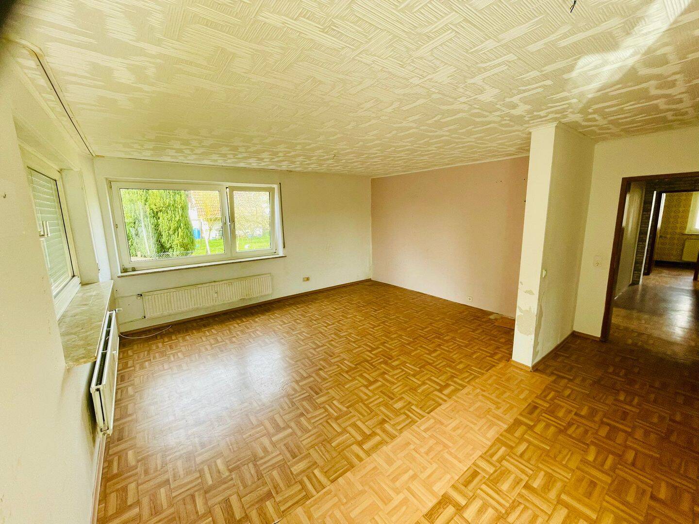 Mehrfamilienhaus mit Einliegerwohnung und Pferdehaltung – Immenhausen – Vorschaubild 8