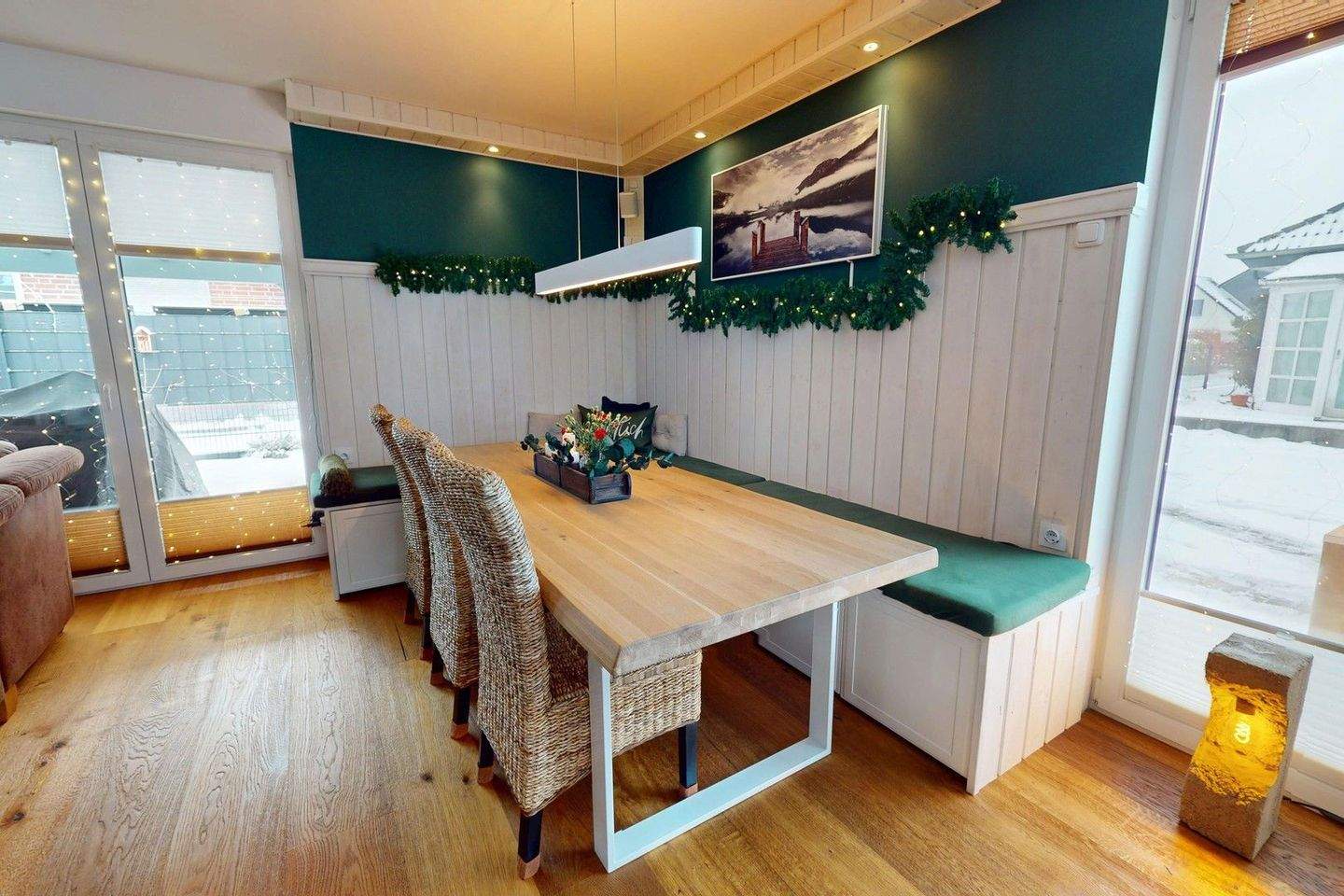 Neuwertiges KfW-55-Reihenendhaus mit Smart-Home & Wallbox in Reinbek – Reinbek – Bild 1 von 9