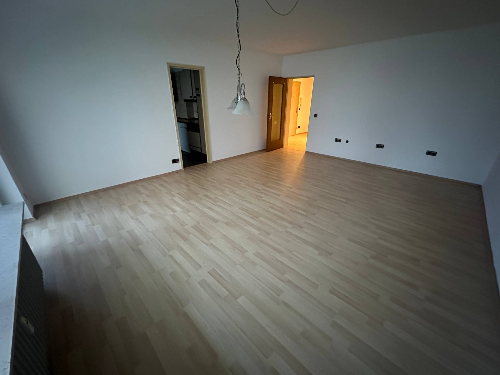 Sbr.-Dudweiler - Süd * Uni Nähe * helle 3 ZKB * Balkon * Einbauküche * ca. 70 qm – Saarbrücken – Vorschaubild 7