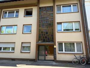 ** Helle renovierte 3 Zimmer Dachgeschoss-Wohnung in Leverkusen Quettingen, Burgloch** – 51381 Leverkusen – Vorschaubild 3