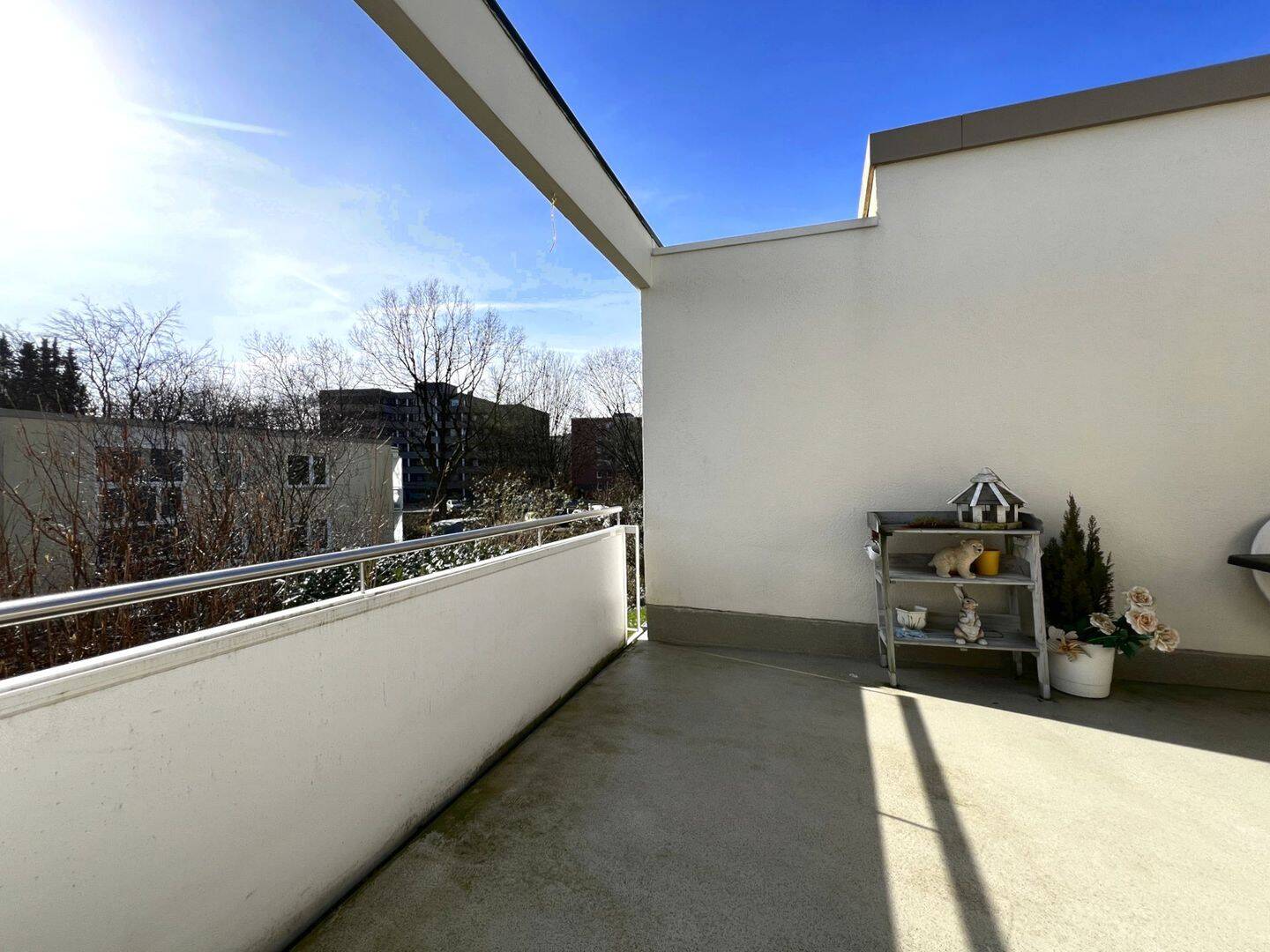Praktische Raumaufteilung und tolle Dachterrasse: Wohnung als Kapitalanlage in ruhiger Lage! – Hamburg – Vorschaubild 3