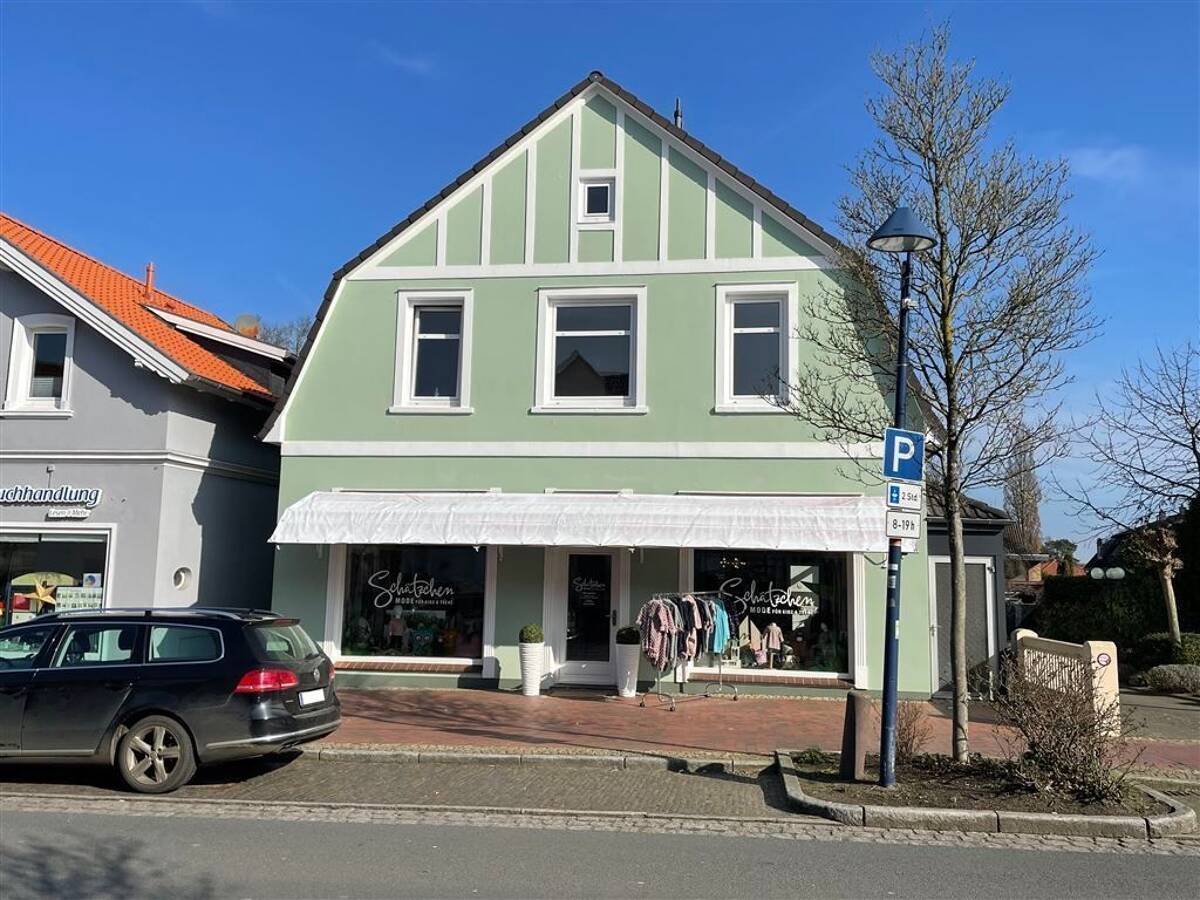 Charmante Altbauwohnung in zentraler Lage von Hude! – 27798 Hude (Oldenburg) – Bild 1 von 7