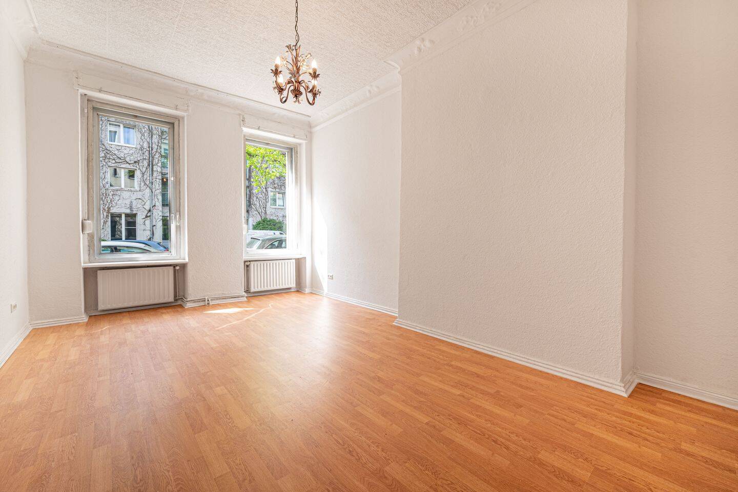 ? Frisch renovierter Altbau-Charme in Berlin Tegel: Helle 3-Zi-Whg mit Stuck, neuem Bad & Garten – Berlin – Vorschaubild 7