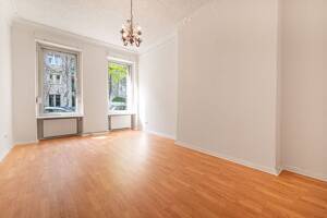 ? Frisch renovierter Altbau-Charme in Berlin Tegel: Helle 3-Zi-Whg mit Stuck, neuem Bad & Garten – 13403 Berlin – Vorschaubild 7