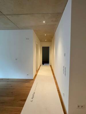 3-Zimmer-Gartenwohnung in Rosenheim mit ca. 100 m², Einbauküche und sonniger Süd-West-Ausrichtung – 83024 Rosenheim – Vorschaubild 8