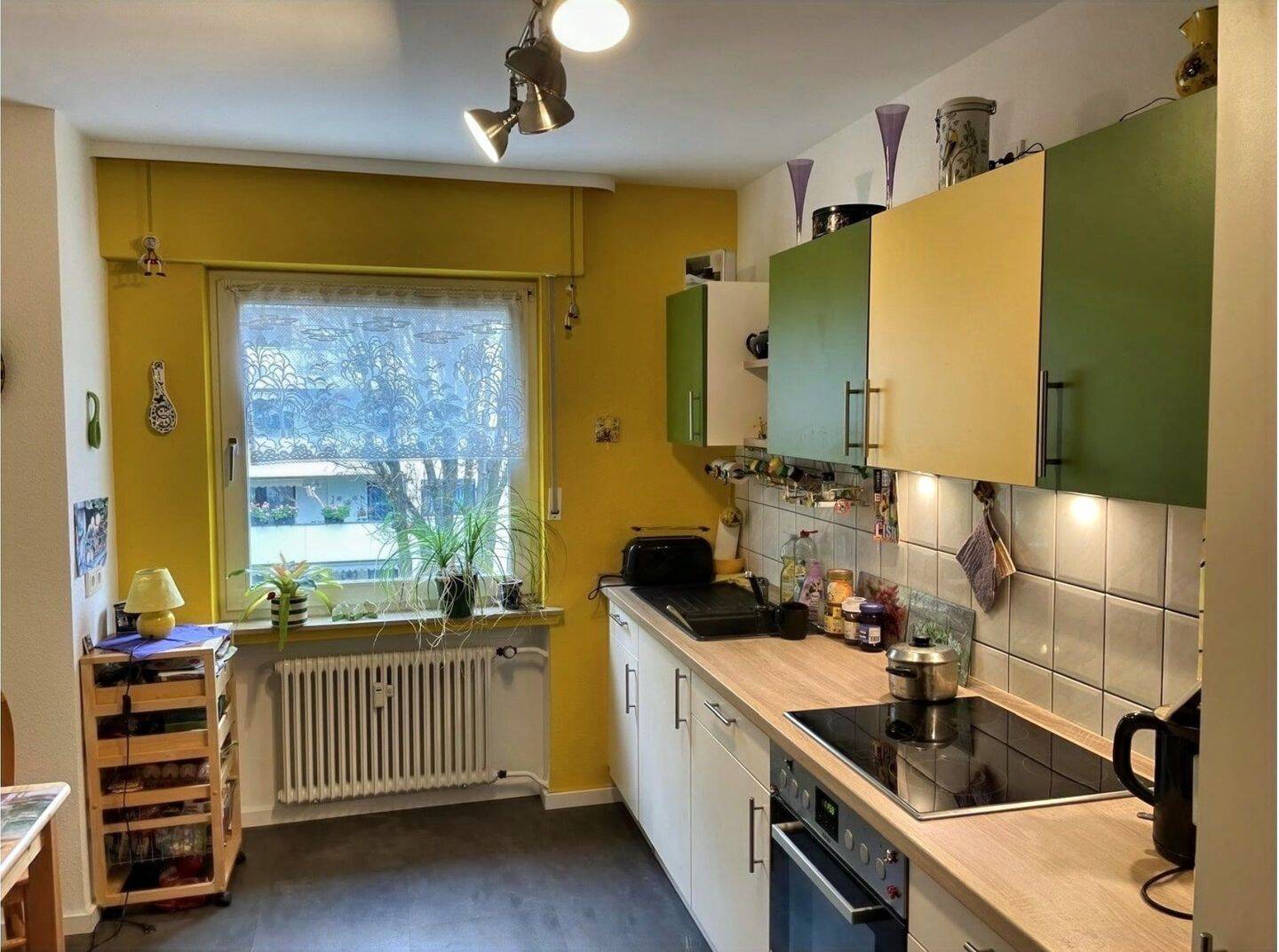 Charmante 3,5 Zimmer Wohnung mit Balkon und Garage «Bezugsfrei» – Köln – Vorschaubild 9