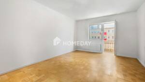 Sofort bezugsfrei! Sanierte Drei-Zimmer-Wohnung mit Balkon, Einbauküche und Keller – 13347 Berlin – Vorschaubild 1