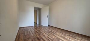 Viel Raum für Ihre Wohnideen: Attraktive 4-Zimmerwohnung mit zwei Balkonen und Garage – 76131 Karlsruhe – Vorschaubild 8