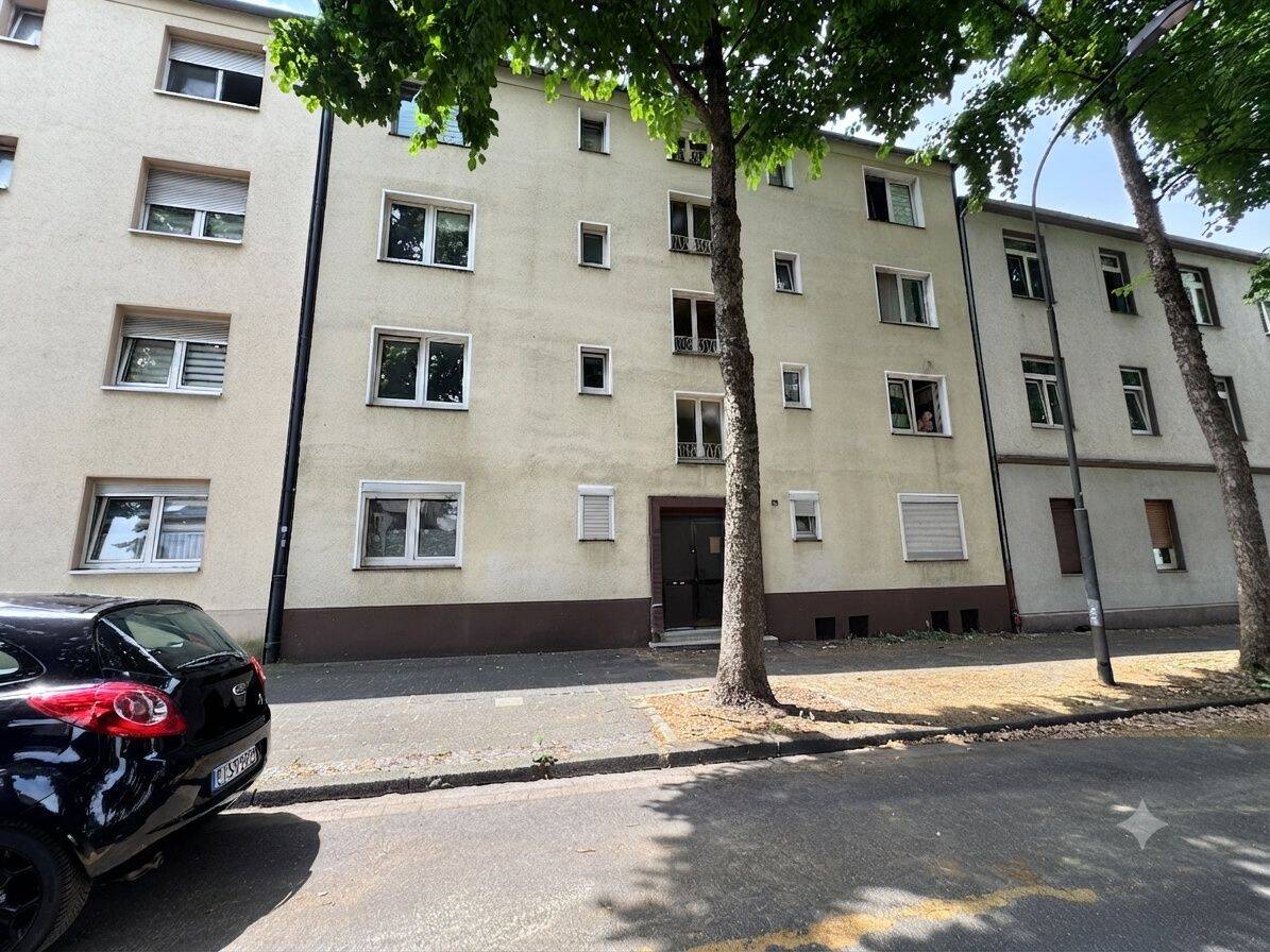 Solide Kapitalanlage: Gepflegtes 7-Familienhaus mit Entwicklungspotenzial – Herne – Vorschaubild 3