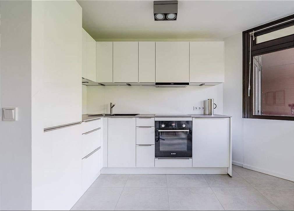 Sanierte City-Wohnung in begehrter Wohnlage nahe Steinplatz – mit separatem Tiefgaragenstellplatz bei Bedarf – Berlin – Vorschaubild 6