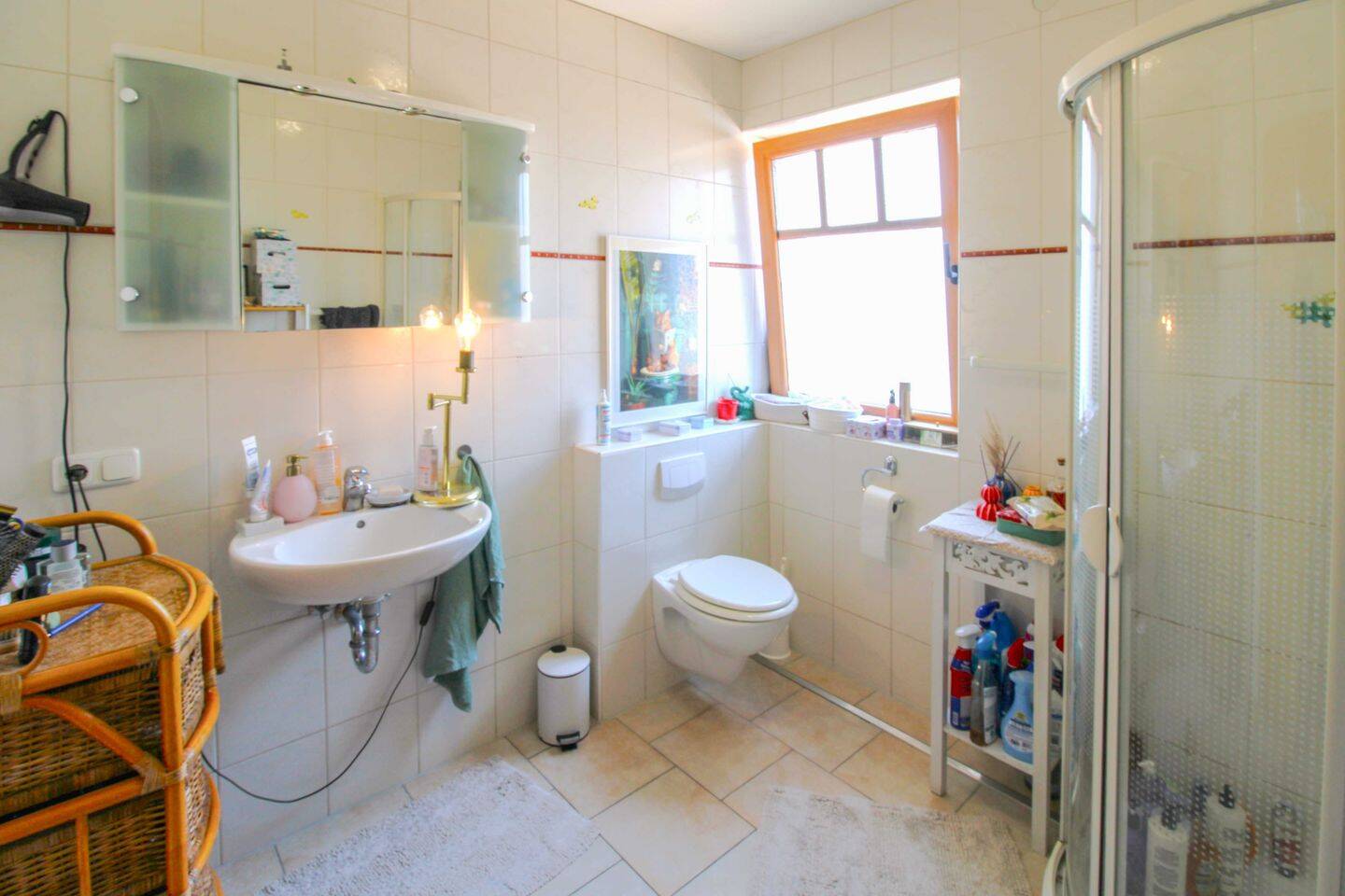 Top gepflegtes frei stehendes Mehrfamilienhaus in ruhiger und gepflegter Lage in Düren! – Düren – Vorschaubild 6