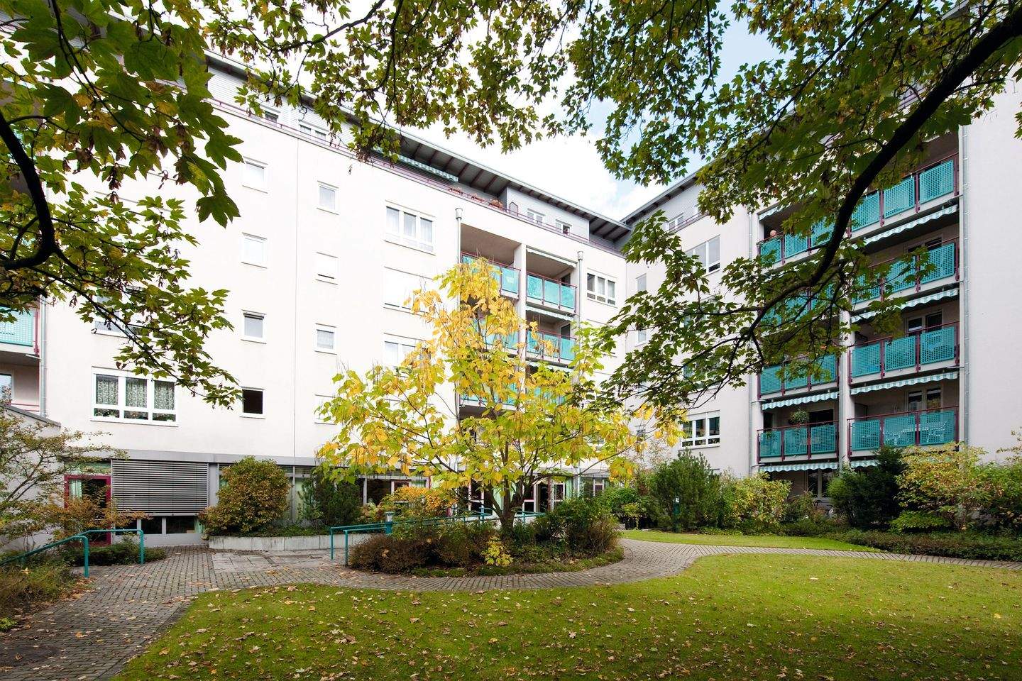 2-Zimmer-Wohnung für Senioren mit Balkon im Seniorenwohnpark Neulichtenhof – Nürnberg – Vorschaubild 2