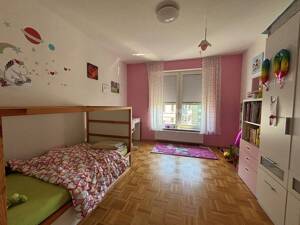 Einziehen und Wohlfühlen: Moderne 3-Zimmer-Wohnung mit zwei Balkonen, Klimaanlage und TG-Platz – 63071 Offenbach am Main – Vorschaubild 6