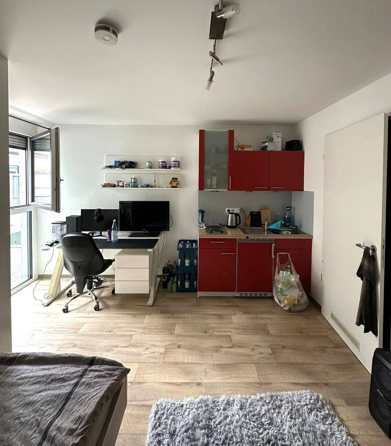 Möbliertes Studentenapartment mit Einbauküche – Nürnberg – Vorschaubild 4