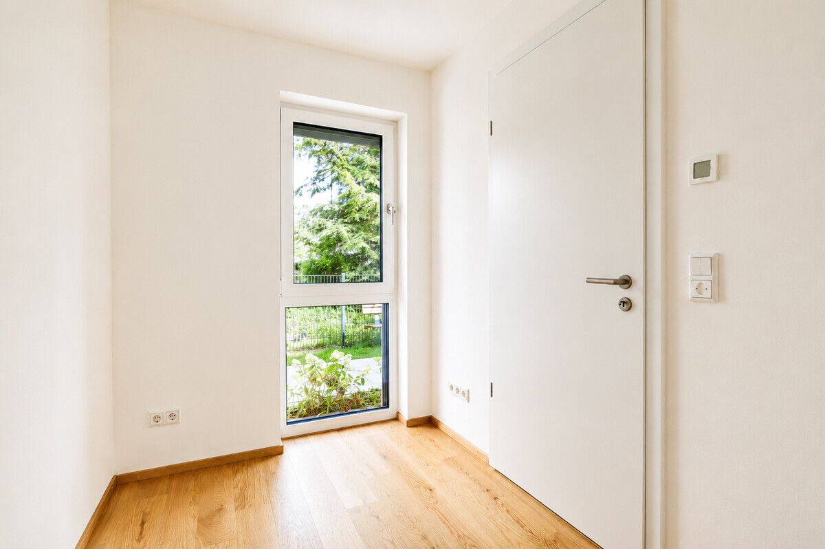 ERSTBEZUG! Exklusive 2,5-Zimmer-Maisonettewohnung mit Townhouse-Feeling – München – Vorschaubild 4