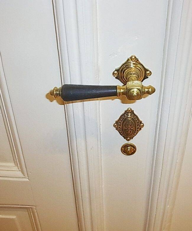 helle Altbauwohnung mit Balkon, org. hist. Dielen und Türen, gespachtelte Wände, JNKM 6.180,- Euro – Leipzig – Vorschaubild 8