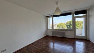Helle 3,5-Zimmer Wohnung mit Balkon in Essen! 2 NKM frei! – 45147 Essen – Vorschaubild 2