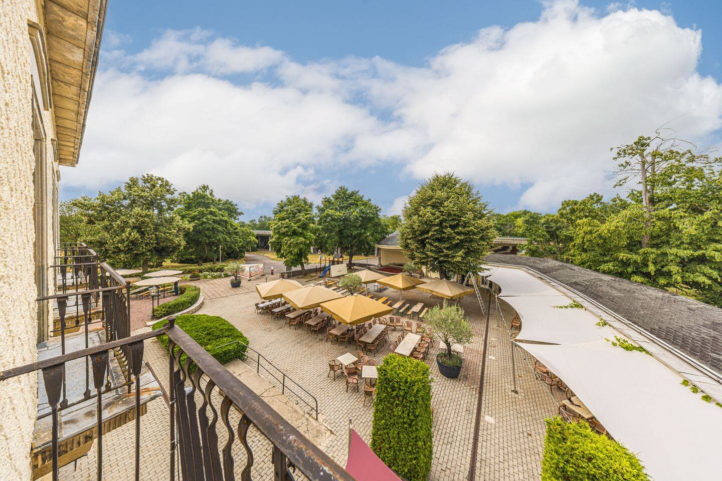 Parkschloss in Leipzig - Exklusive Event- und Gastronomieimmobilie mit Privatresidenz – Leipzig – Vorschaubild 3