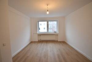 Sackgassenlage! Moderne 2-Zi-Whg mit Balkon in ruhiger Lage – 40476 Düsseldorf – Vorschaubild 5