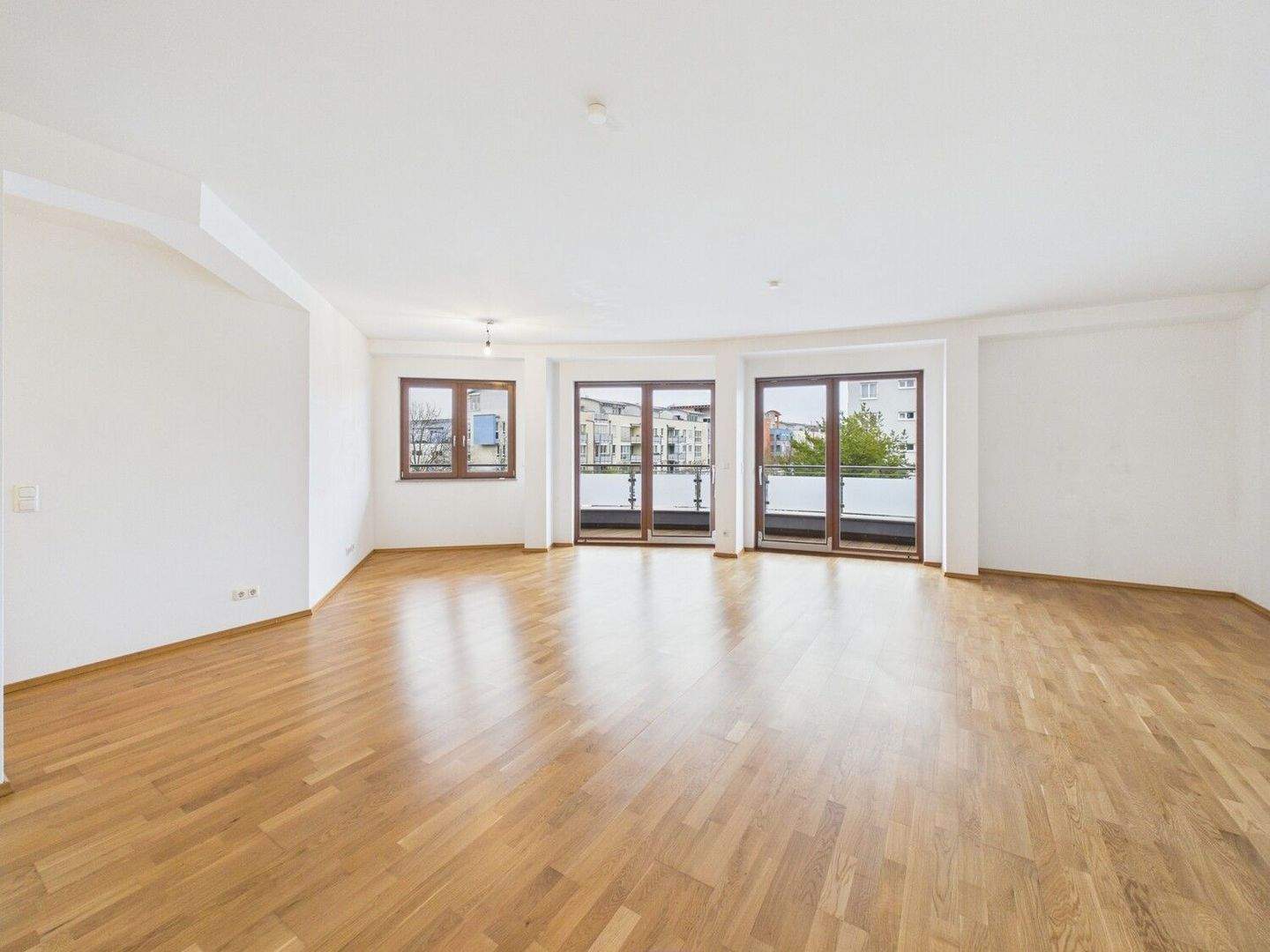 Attraktive, barrierefreie 3-Zimmer-Wohnung mit Balkon & Duplex-Stellplatz in beliebter Lage – Mainz – Vorschaubild 2