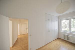 Wohnen am Ludwigkirchplatz: 3 Zi-Whg mit Aufzug Balkon u. inkl. Stellplatz – 10719 Berlin – Vorschaubild 7