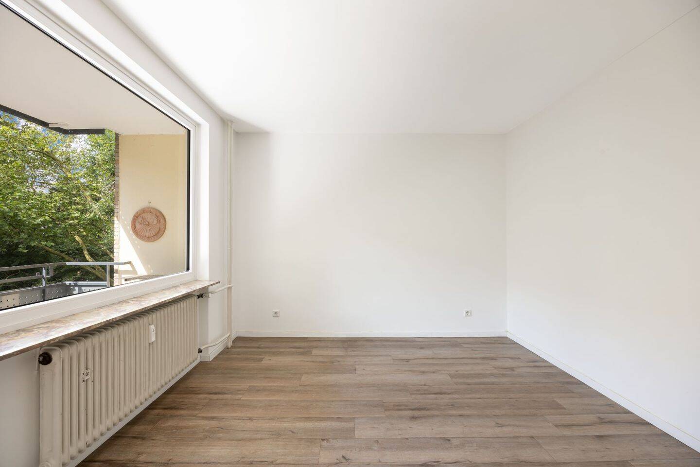 Großzügige, sanierte 3,5-Wohnung mit Loggia in zentraler Lage von Düsseldorf-Oberkassel! – Düsseldorf – Vorschaubild 6