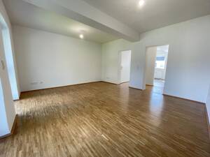 *großer Balkon*Tageslichtbad*bodentiefe Fenster*grüne Lage* – 45357 Essen – Vorschaubild 5