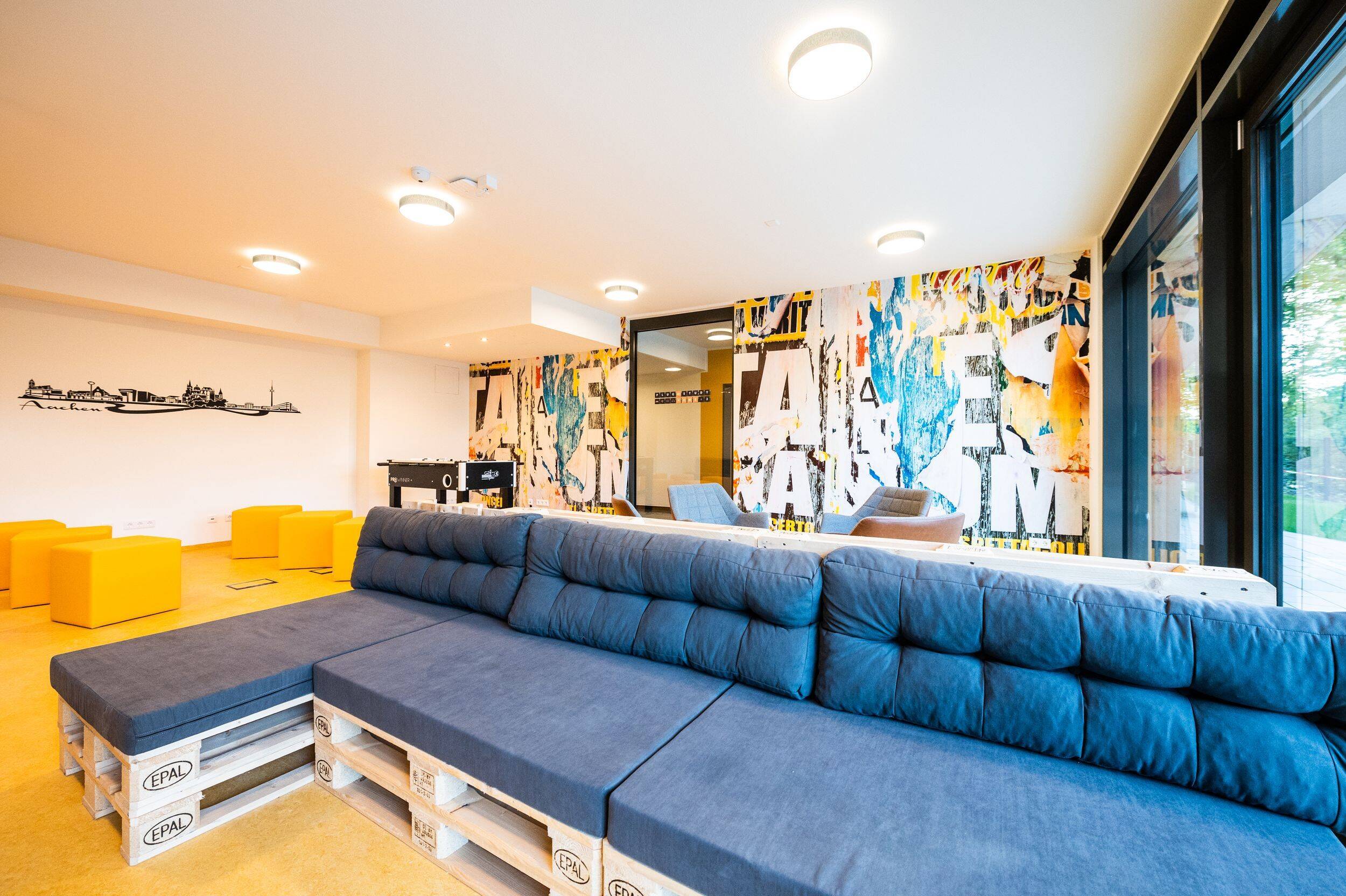 Voll möbliertes Studentenappartement mit Balkon, Duschbad und Küche in bester Lage am Lousberg. – Aachen – Vorschaubild 8