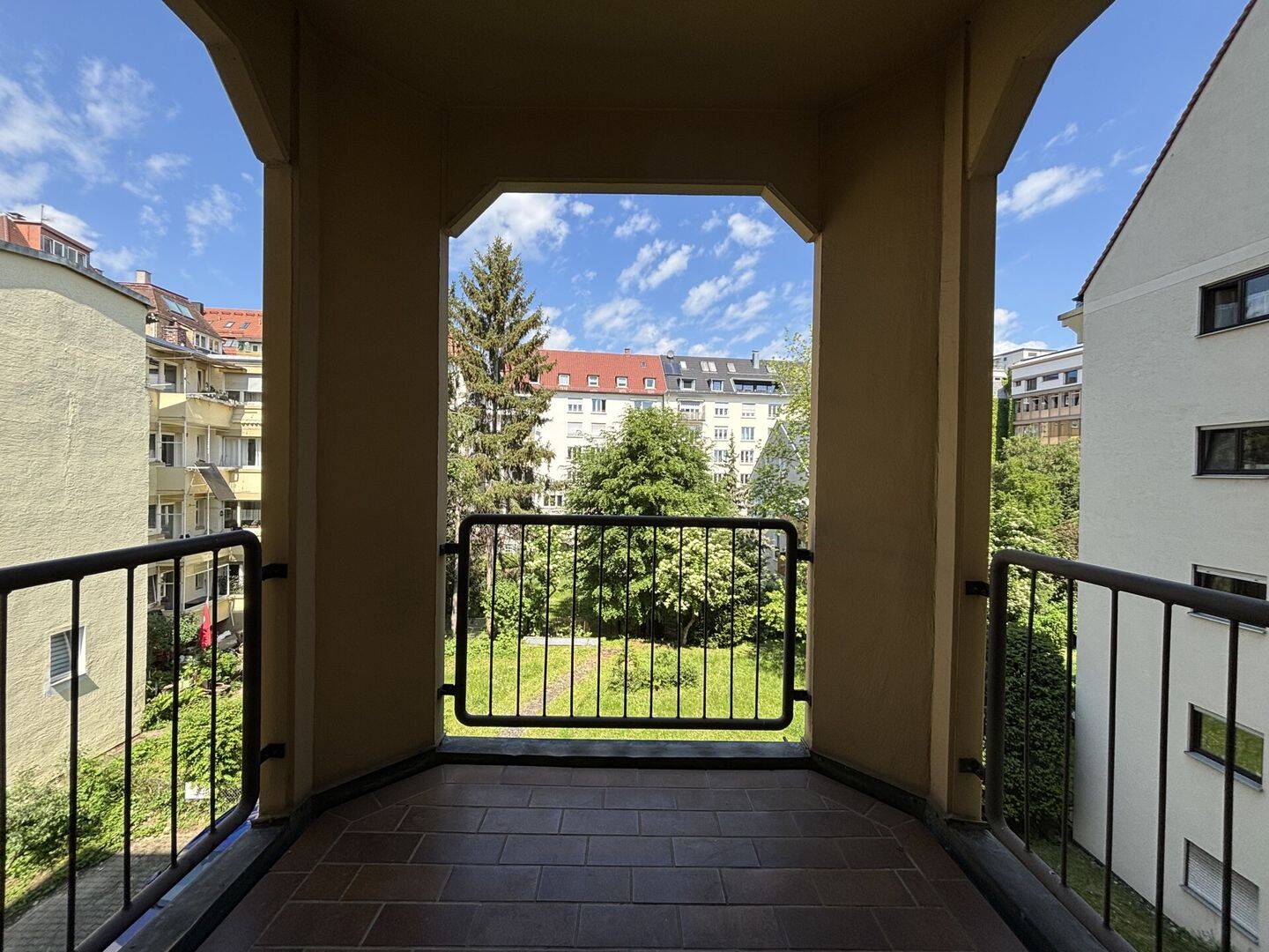 Renditestarke 1-Zimmer Wohnung mit Tiefgaragenstellplatz im beliebten Stuttgarter Westen – Stuttgart – Vorschaubild 4