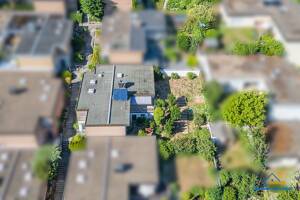 Exklusiver Bungalow am Sallerner Berg: Traumhafter Domblick, Südlage & zwei Garagen – 93057 Regensburg – Vorschaubild 3