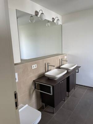4 Zimmer Wohnung mit Loggia & EBK in erster Lage auf der Hafeninsel in Offenbach – 63067 Offenbach am Main – Vorschaubild 6