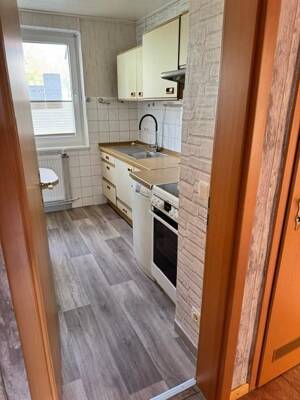 Dreiraumwohnung im Erdgeschoß mit sonnigem Balkon und Tageslichtbad – 38259 Salzgitter – Vorschaubild 4