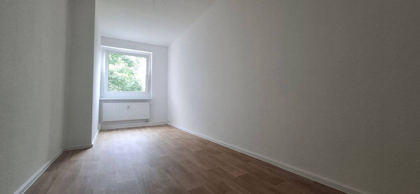 Nachmieter gesucht: Schicke 2-Raum-Wohnung mit Flügeltüren – Chemnitz – Vorschaubild 3