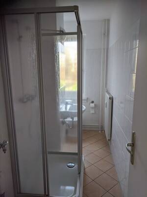 Ruhige 3.Raum Wohnung sucht neue Mieter – 4249 Leipzig – Vorschaubild 4