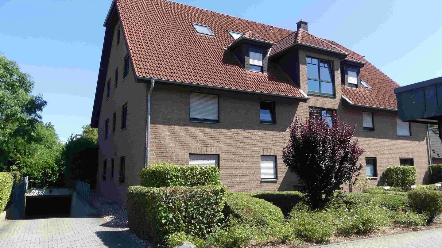 Schicke, moderne und helle 4-Zimmer-Eigentumswohnung – Neukirchen-Vluyn – Vorschaubild 2