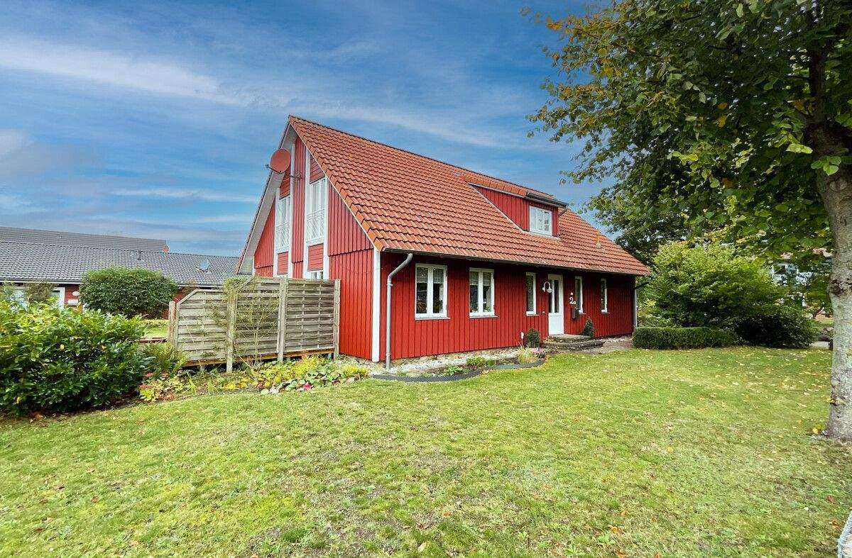 Hyggeliges Holzhaus mit 5 Zimmern und Garten – Langenhorn – Vorschaubild 2