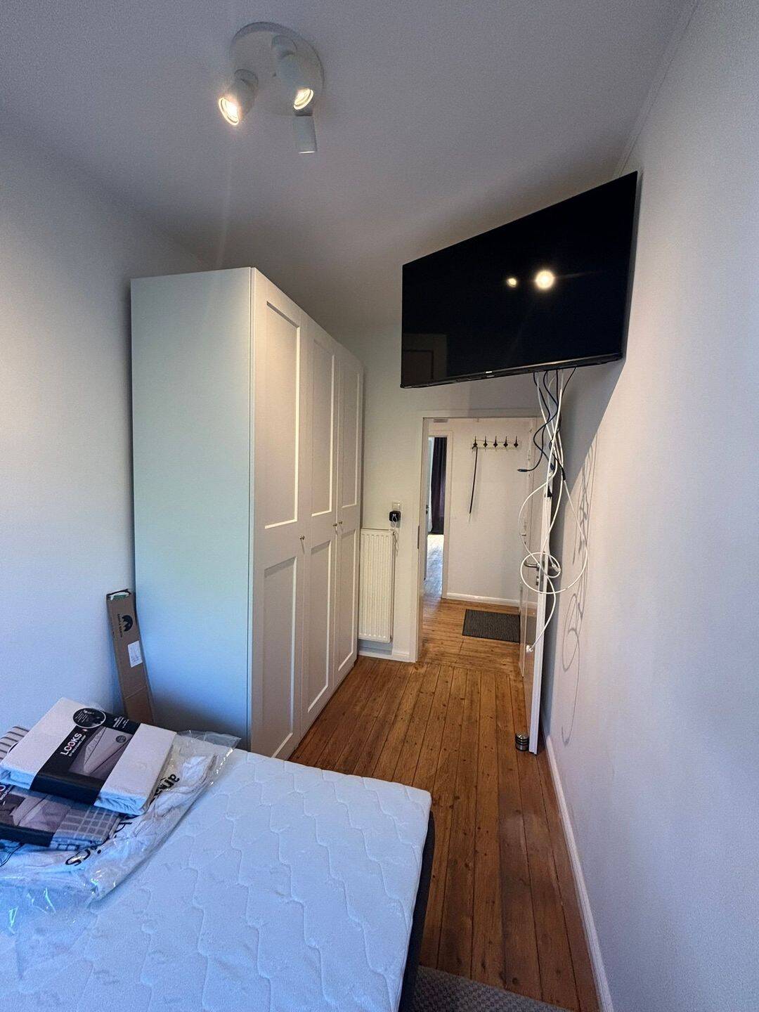 Renovierte vollmöblierte Singlewohnung in 5-minütiger Entfernung zur Außenalster – Hamburg – Vorschaubild 4