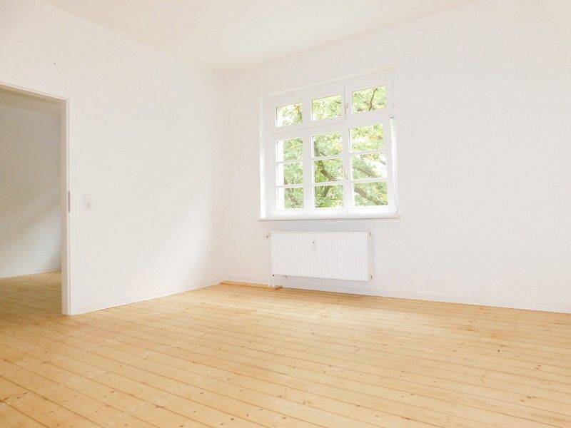 Frisch renovierte 2-Zi.-Whg. mit hübschen Dielen und kleiner Loggia im Zooviertel – Wuppertal – Vorschaubild 4