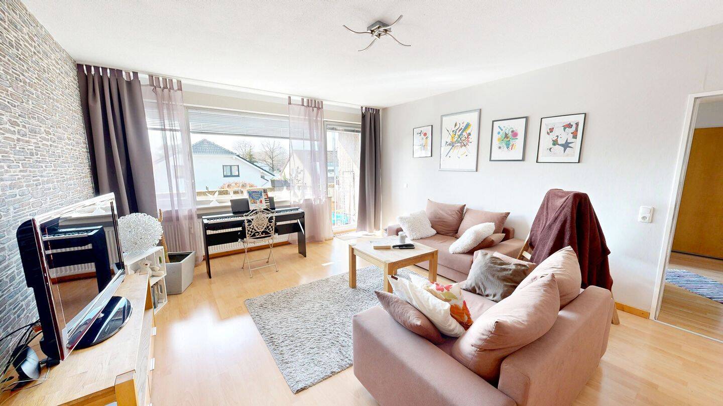 Erftstadt-Lechenich! Sonnenhelle 3-Zimmer-ETW mit Loggia in zentraler, begehrter Wohnlage! (LK 4984) – Erftstadt – Vorschaubild 2
