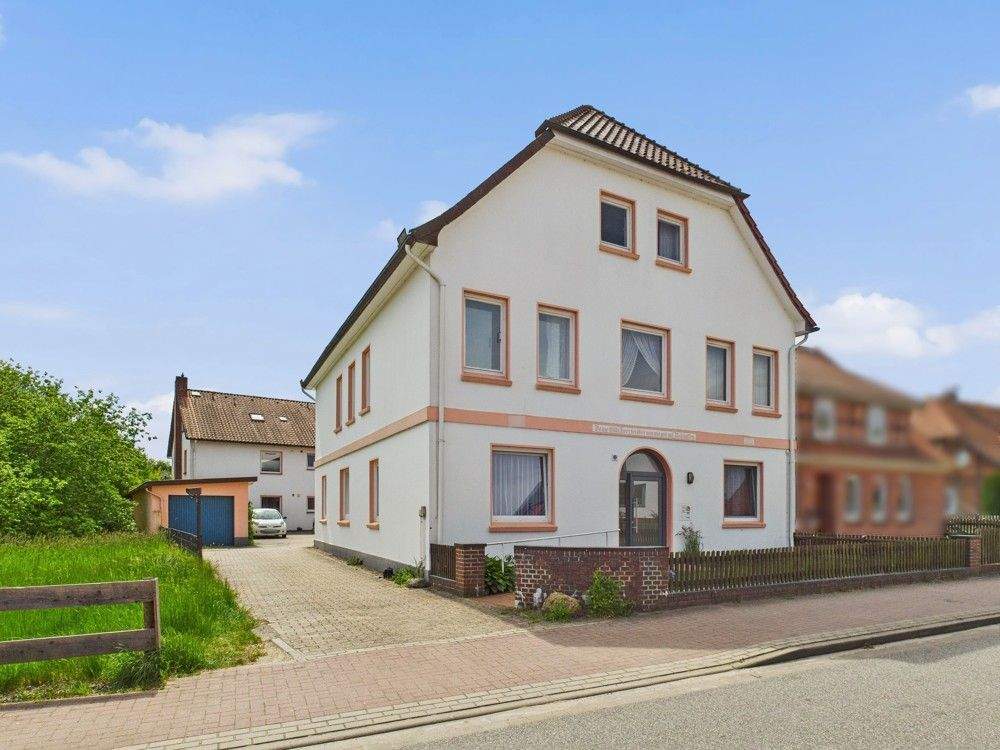 OHNE KÄUFERPROVISION: Zwei Mehrfamilienhäuser zu einem Preis – Südheide – Bild 1 von 9