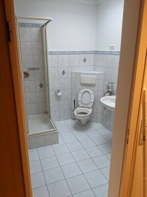 Helle 4 Zimmer Wohnung, ideal für 3 Personen. – 28307 Bremen – Vorschaubild 8