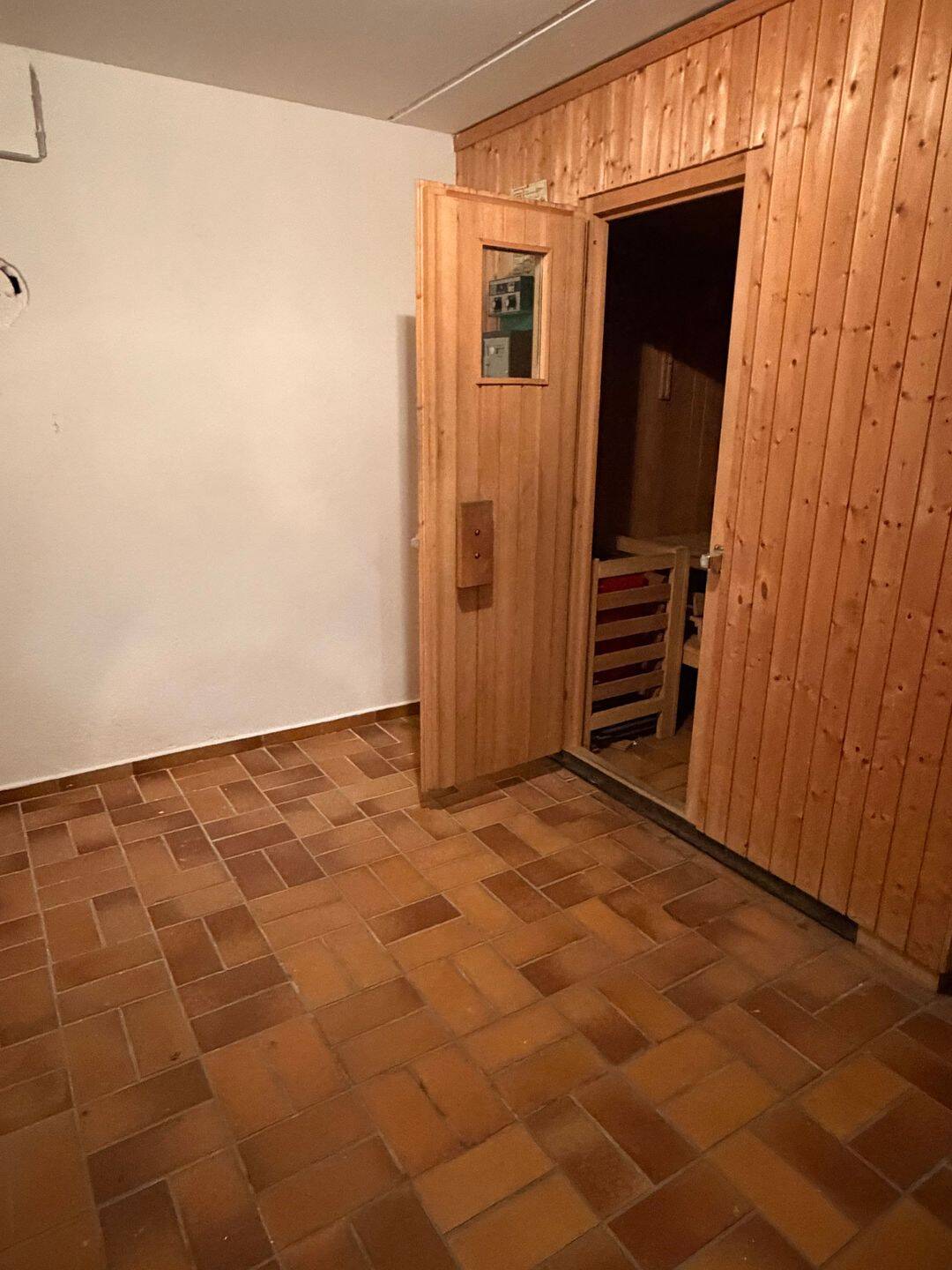 Exklusive 2-Zimmer Wohnung direkt vom Eigentümer – Nürnberg – Vorschaubild 7